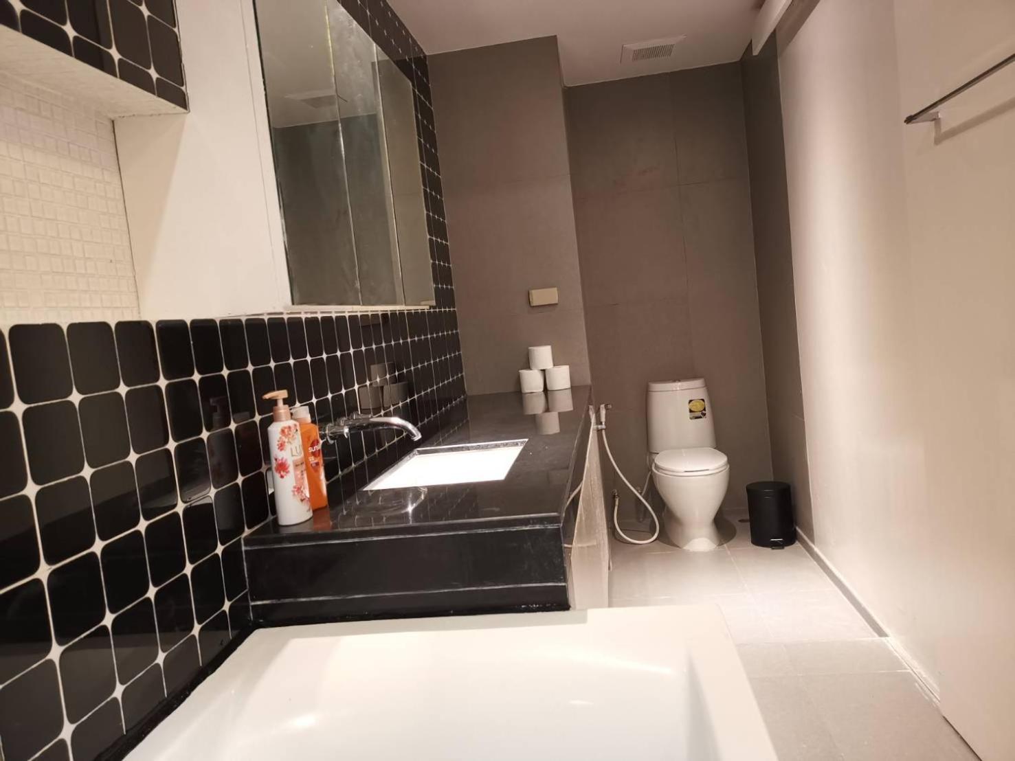 Ferienwohnung Tower Resident In The Heart Of Bangkok Shopping Center Makkasan Exterior foto